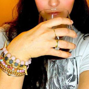 Meet your Posher, Caralin